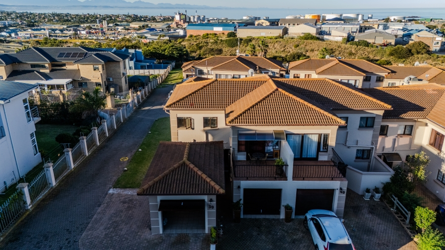 3 Bedroom Property for Sale in Island View Western Cape